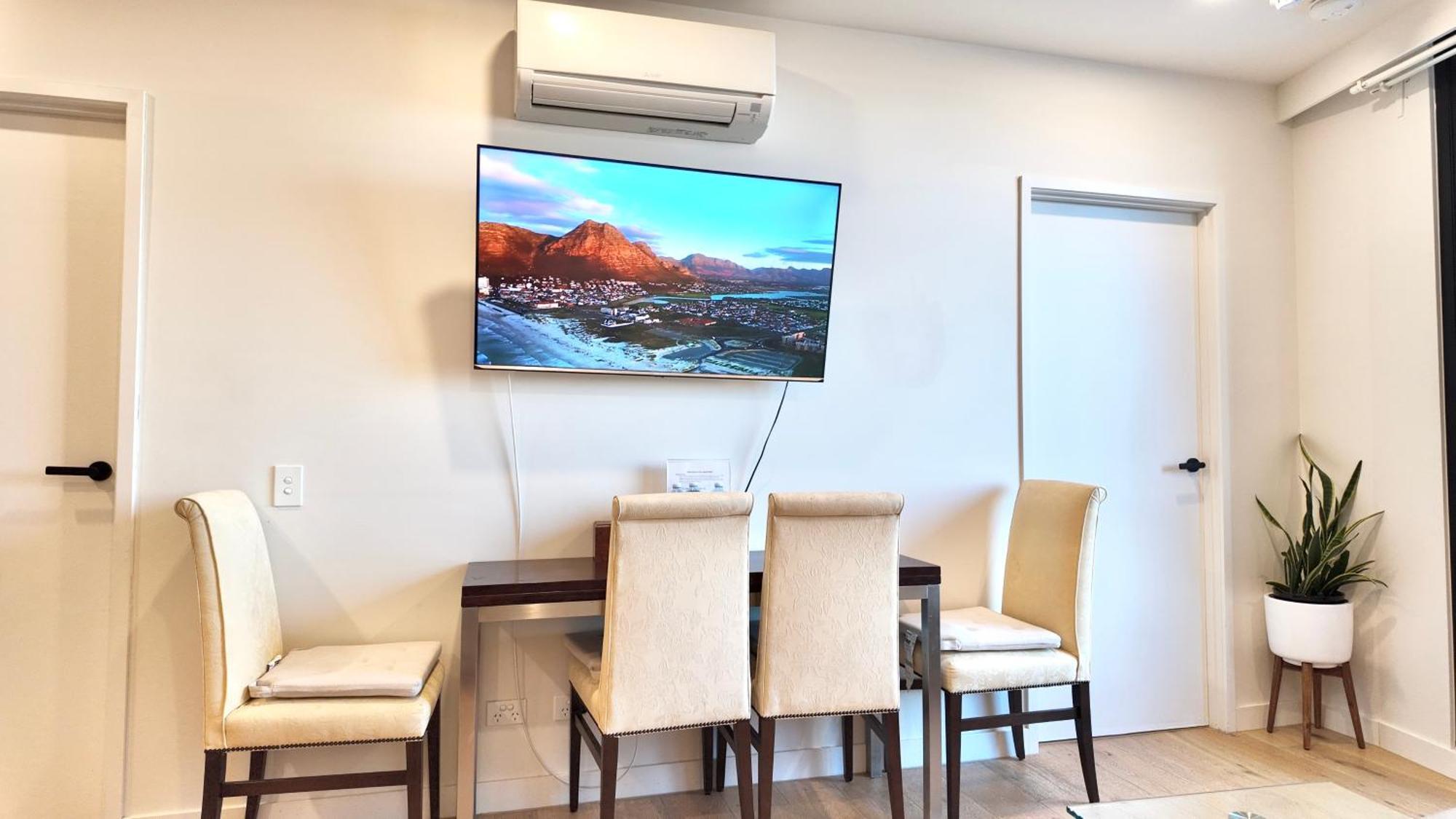 M-City Apartment - Executive Twin King Ensuites - Fully Equipped - Free Parking, Fast Wifi, Smart Tv, Netflix, Complementary Drinks & Amenities - M-City Shopping Centre Clayton 3168 Esterno foto